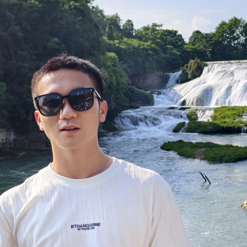 飞殷的第一张照片--揭阳相亲服务中心