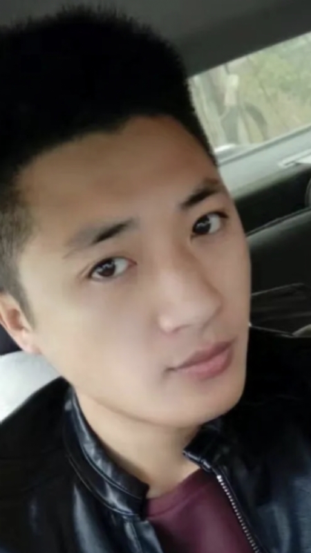 小汤米的第二张照片--揭阳相亲服务中心