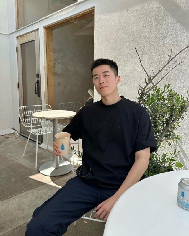 VV的第二张照片--揭阳相亲服务中心