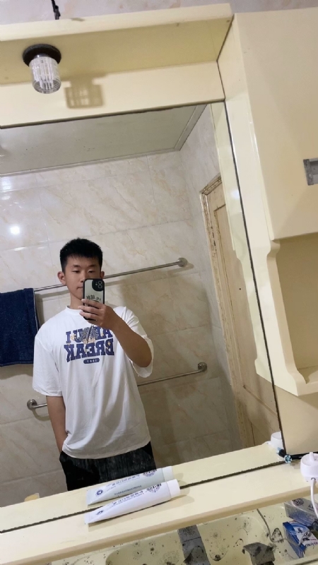 哈哈的第一张照片--揭阳相亲服务中心