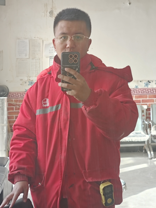 鹤某的第二张照片--揭阳相亲服务中心