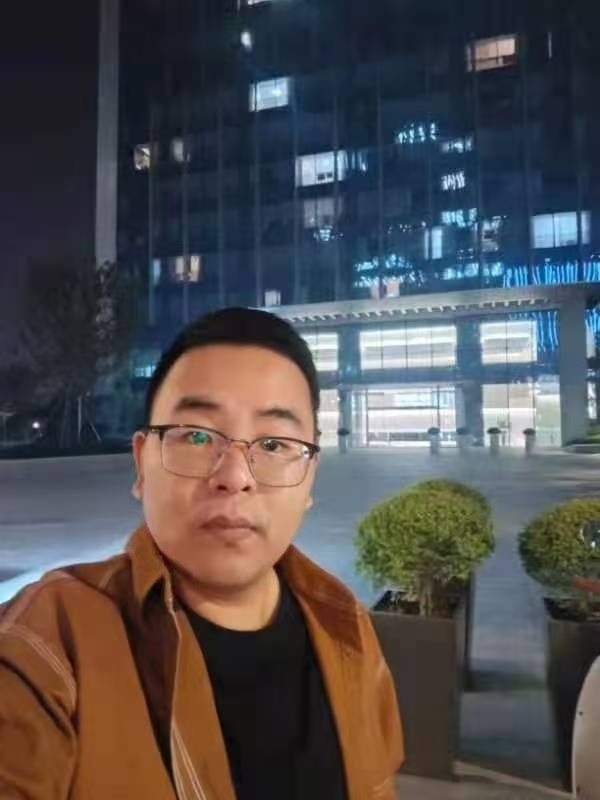 少康的第一张照片--揭阳相亲服务中心