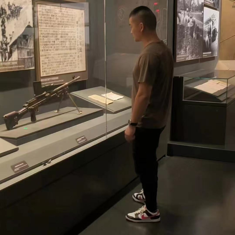 霸气的第一张照片--揭阳相亲服务中心