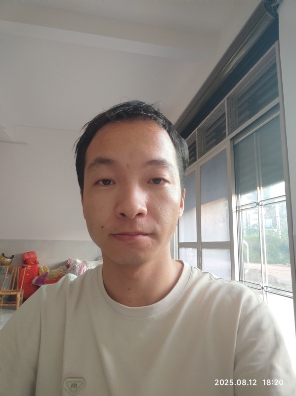 杨培鑫的第一张照片--揭阳相亲服务中心