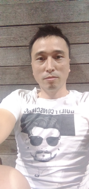 笑看一切的第一张照片--揭阳相亲服务中心