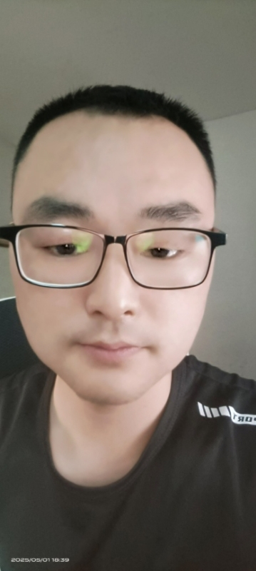 潮湿的心的第一张照片--揭阳相亲服务中心