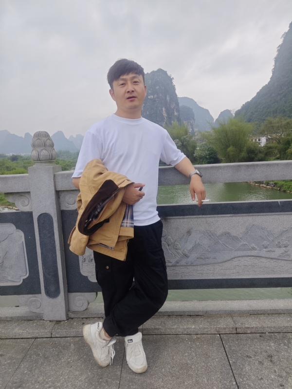 天选之人的第三张照片--揭阳相亲服务中心