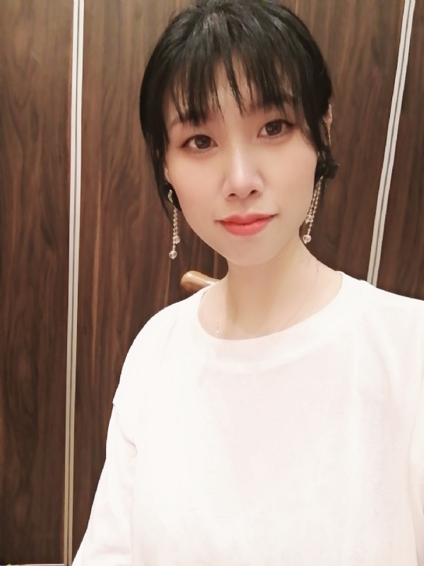 于小倩的第一张照片--揭阳相亲服务中心