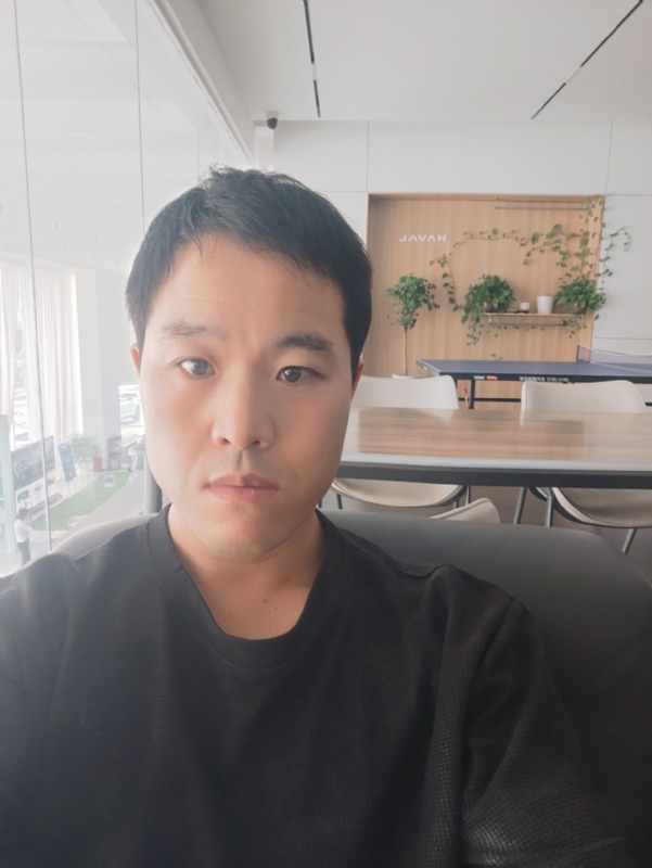 吊挂看风景的第一张照片--揭阳相亲服务中心