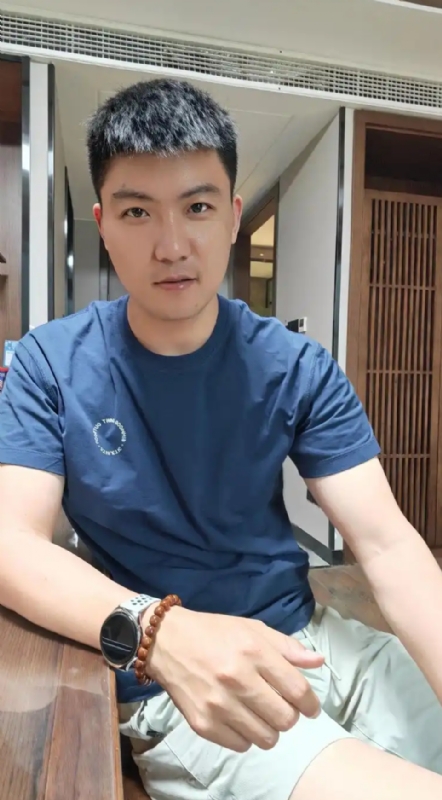 大鹏展翅的第一张照片--揭阳相亲服务中心