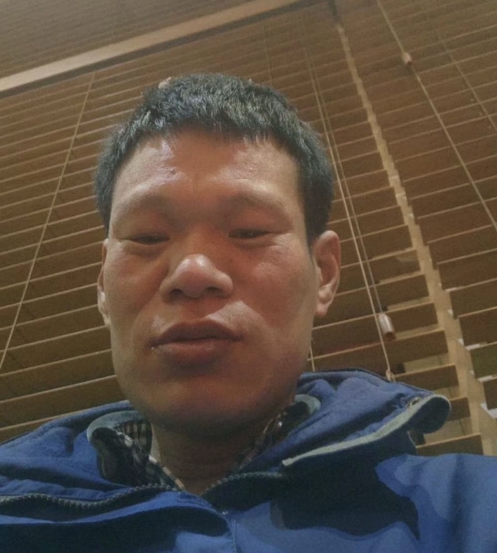 爱你在心口难开的第一张照片--揭阳相亲服务中心