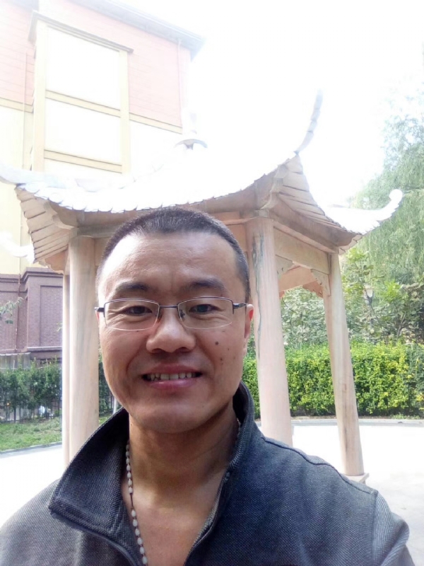 撸起袖子加油干的第一张照片--揭阳相亲服务中心