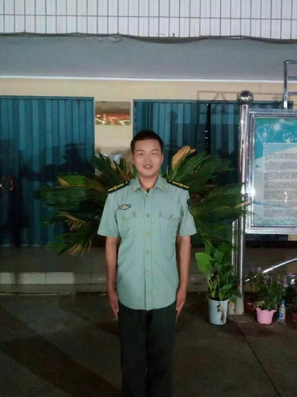 程程的第一张照片--揭阳相亲服务中心