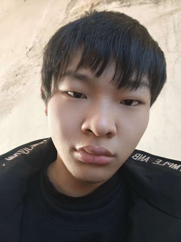 台子的第一张照片--揭阳相亲服务中心