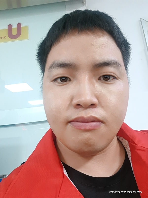 匆忙的第二张照片--揭阳相亲服务中心