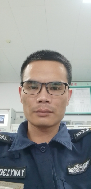 一直都在的第二张照片--揭阳相亲服务中心