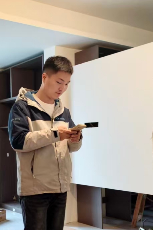 熊展的第一张照片--揭阳相亲服务中心