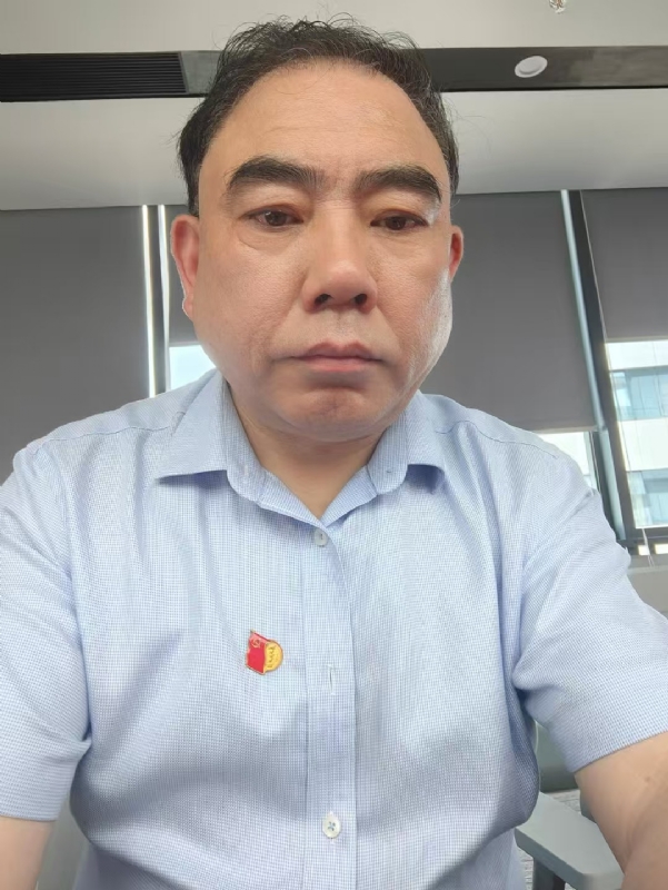 邹先生的第三张照片--揭阳相亲服务中心